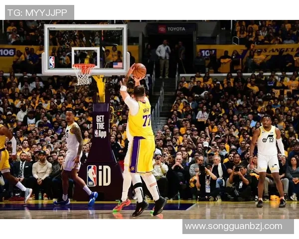 解说名场面:崭新篇章——东契奇完成湖人首秀